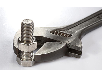 使用扳手等工具,将螺母拧紧产品特点1种六角螺母应用广泛,3种薄螺母的